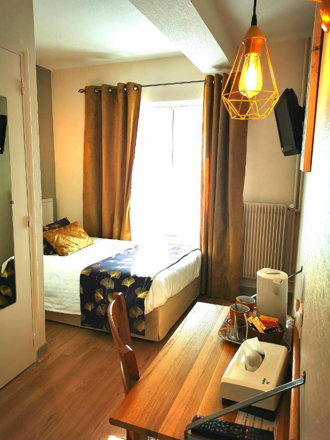 Logis La Sapiniere Hotel Remilly-Aillicourt Ngoại thất bức ảnh