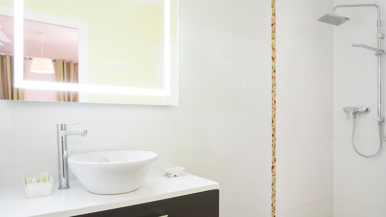 Logis La Sapiniere Hotel Remilly-Aillicourt Ngoại thất bức ảnh